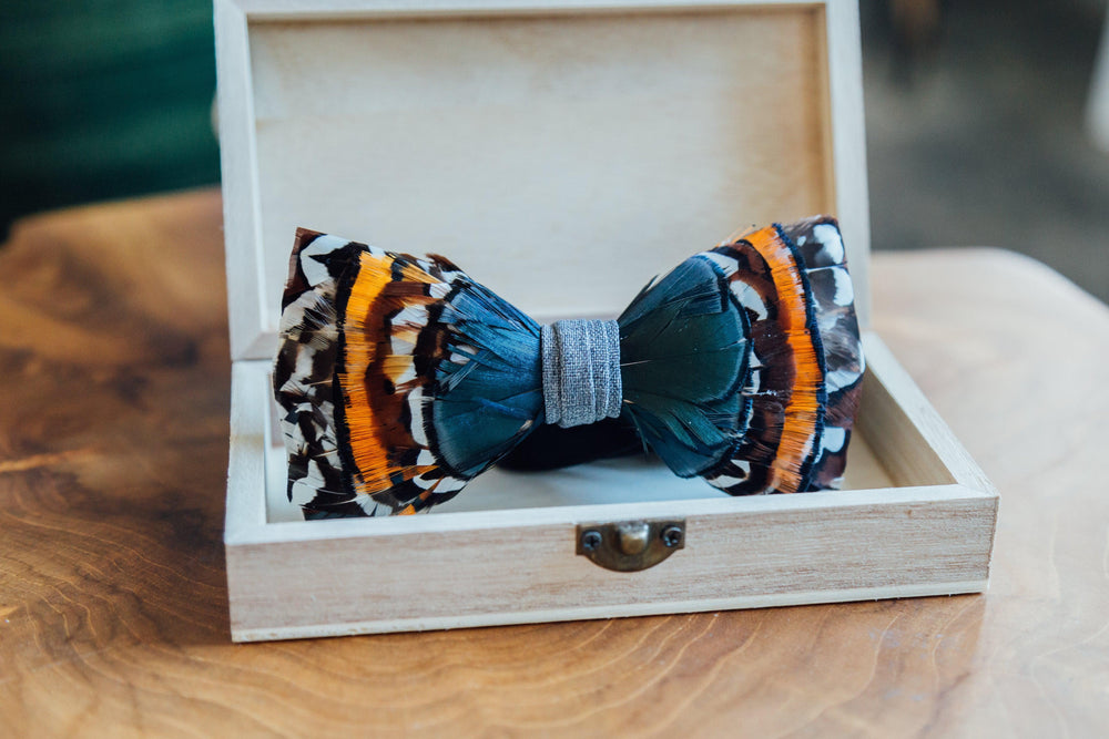 Philadelphia Feather Bow Tie  with Feather Lapel Pin Set - Mandujour Handmade - Mandujour