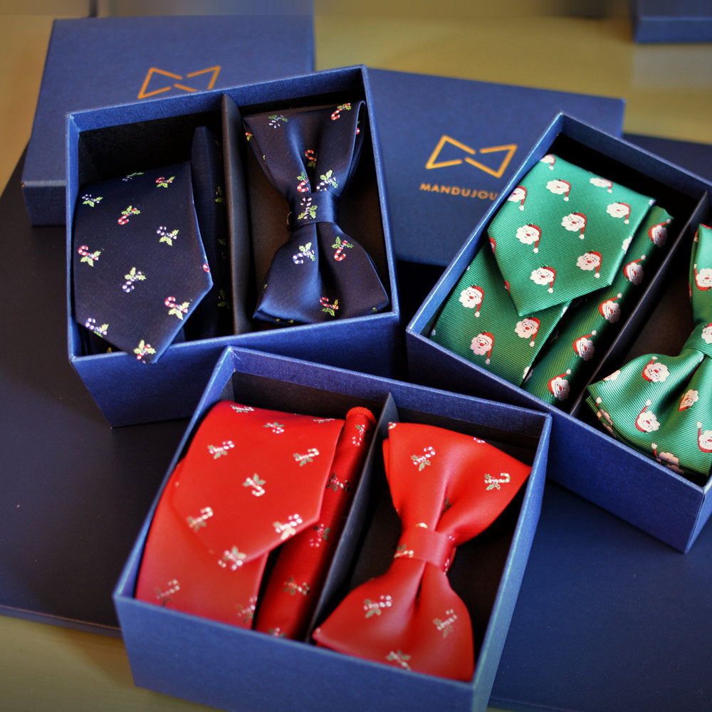 Bow tie and pocket square gift sets in blue boxes