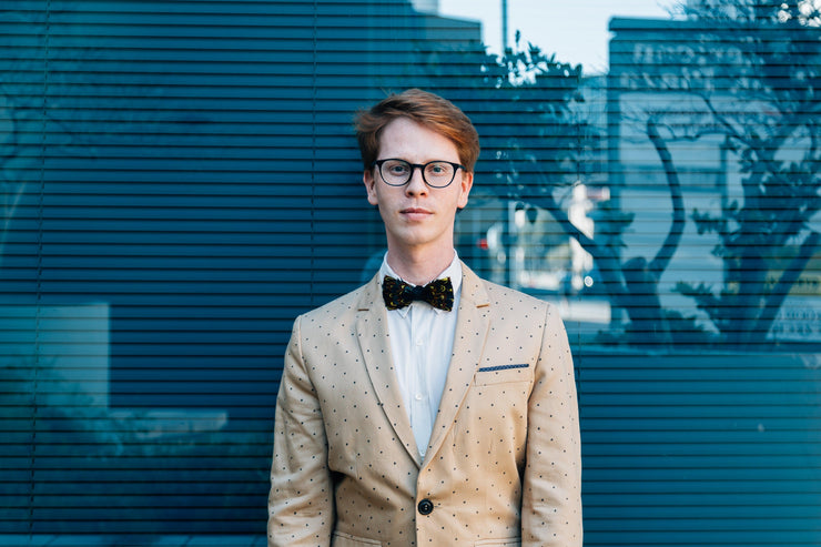 Boston Smaht Feather Bow Tie  with Feather Lapel Pin Set - Mandujour Handmade - Mandujour