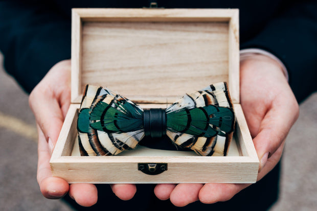 Green Pheasant Feather Bow Ties lapel Pin Set - Mandujour Handmade - Mandujour